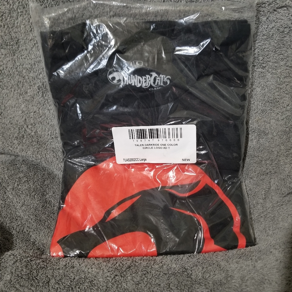 Thundercats Black and Red T-Shirt